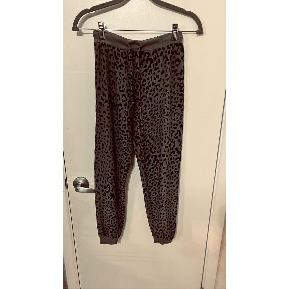 Chaser Cozy Leopard Print Gray Black Knit Pants Size XS
